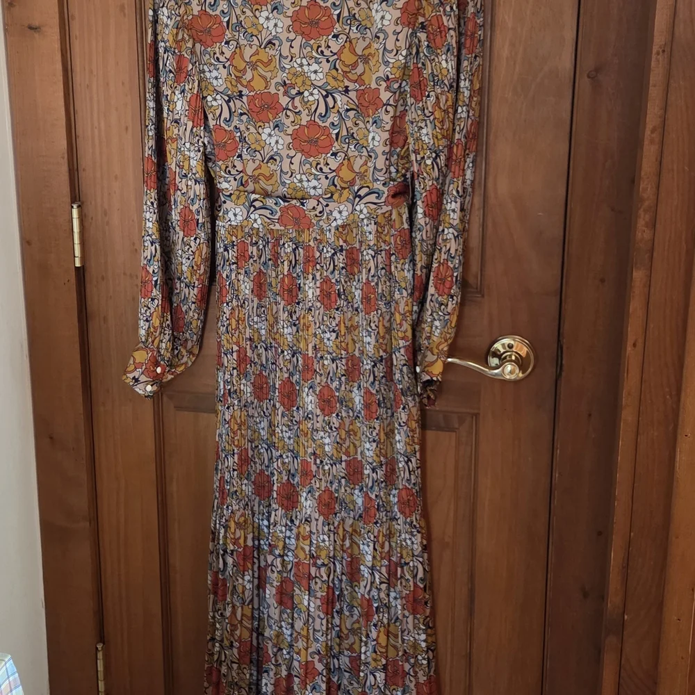 Traffic People Long Sleeve Floral Maxi Dress in Rust, Mustard & Cream - Picture 7 of 10